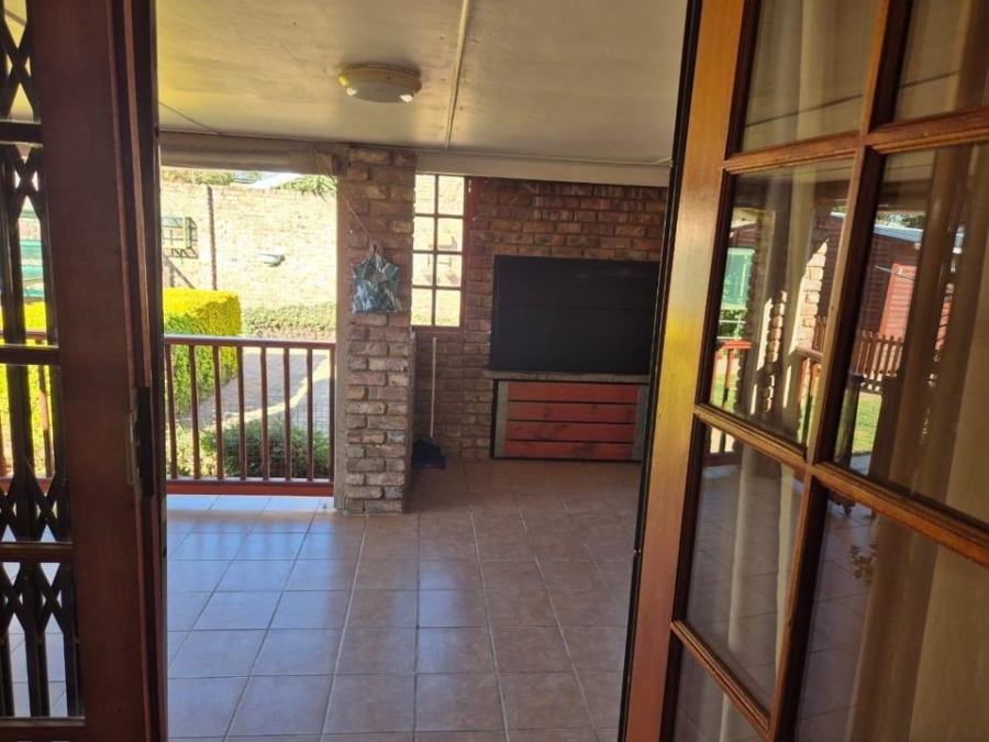 3 Bedroom Property for Sale in Kirkwood Eastern Cape